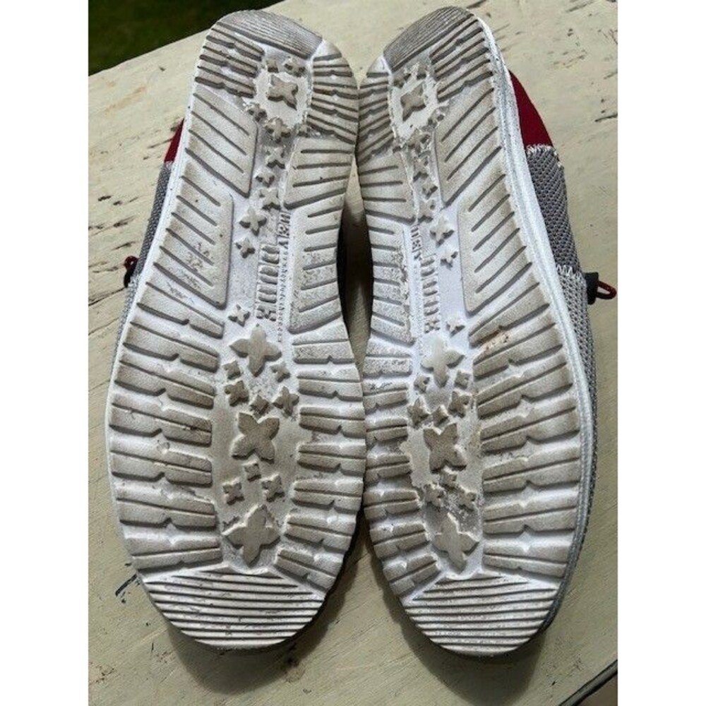 Hey Dude Wally Sox Mens Size 10 Gray Red Knit Slip On Loafers - Picture 10 of 11